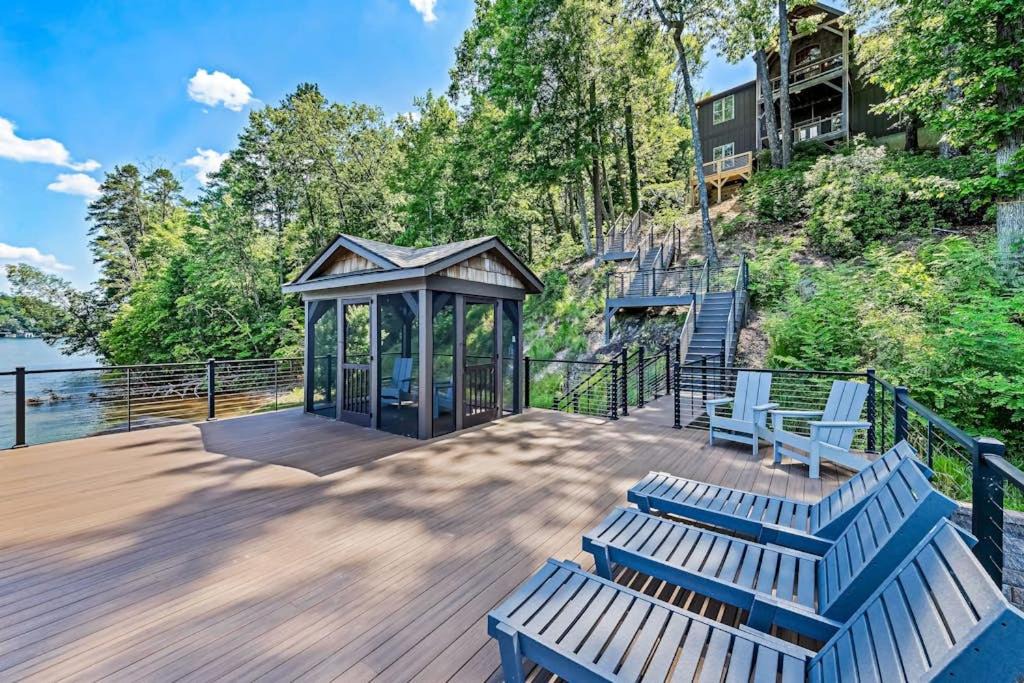 Lake Lure House | Water's Edge Holmstead
