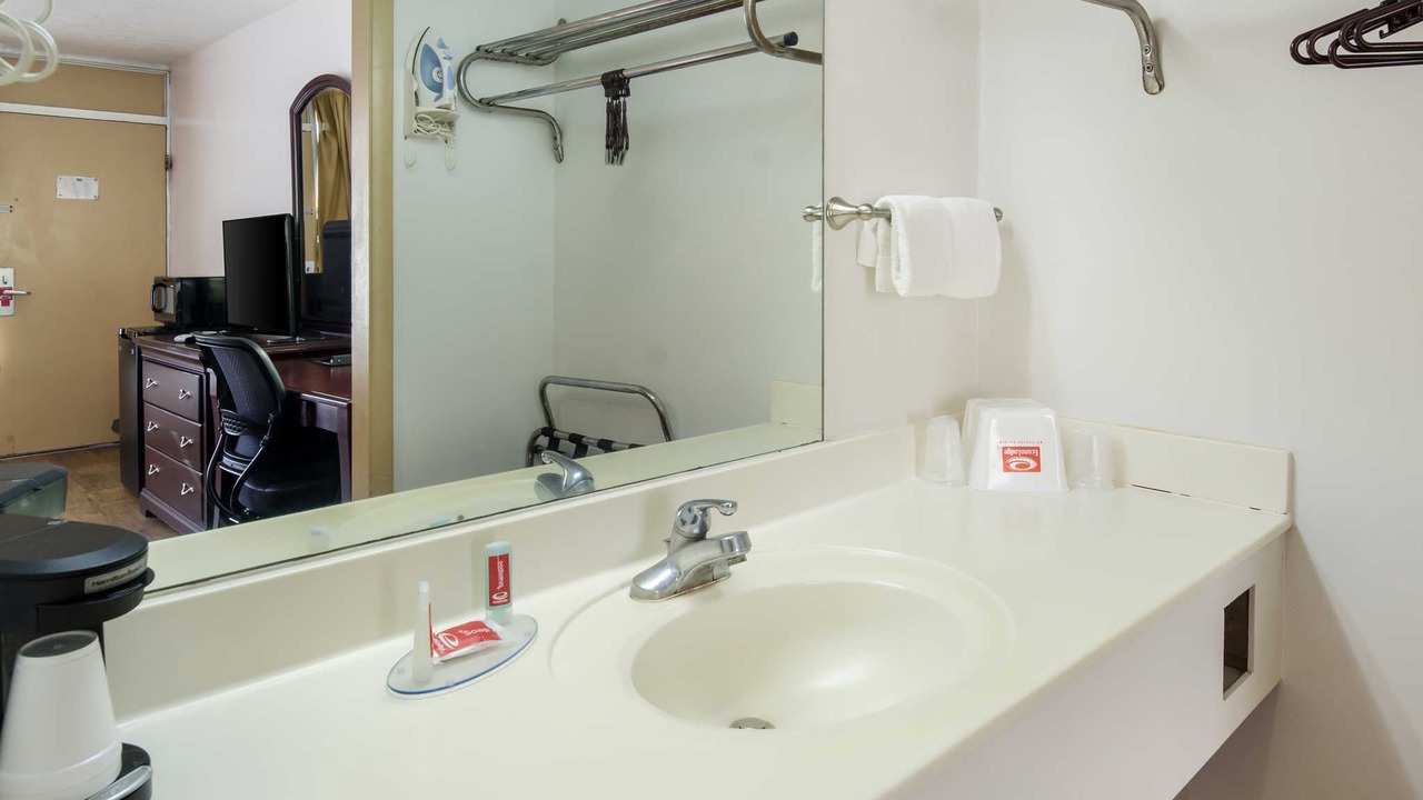 Photo of Bathroom in Marion