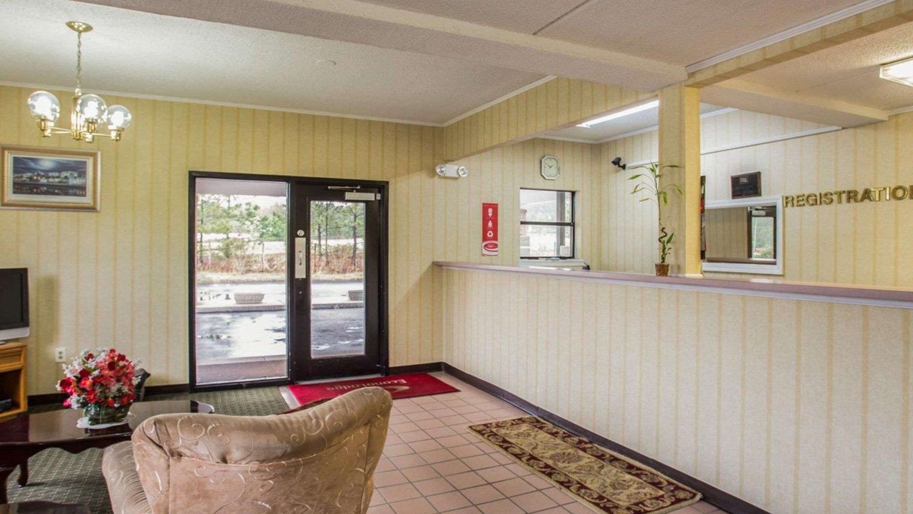Photo of Livingroom in Lugoff