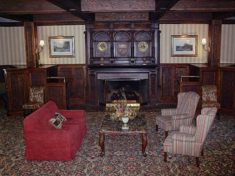 Photo of Livingroom in Charlottesville