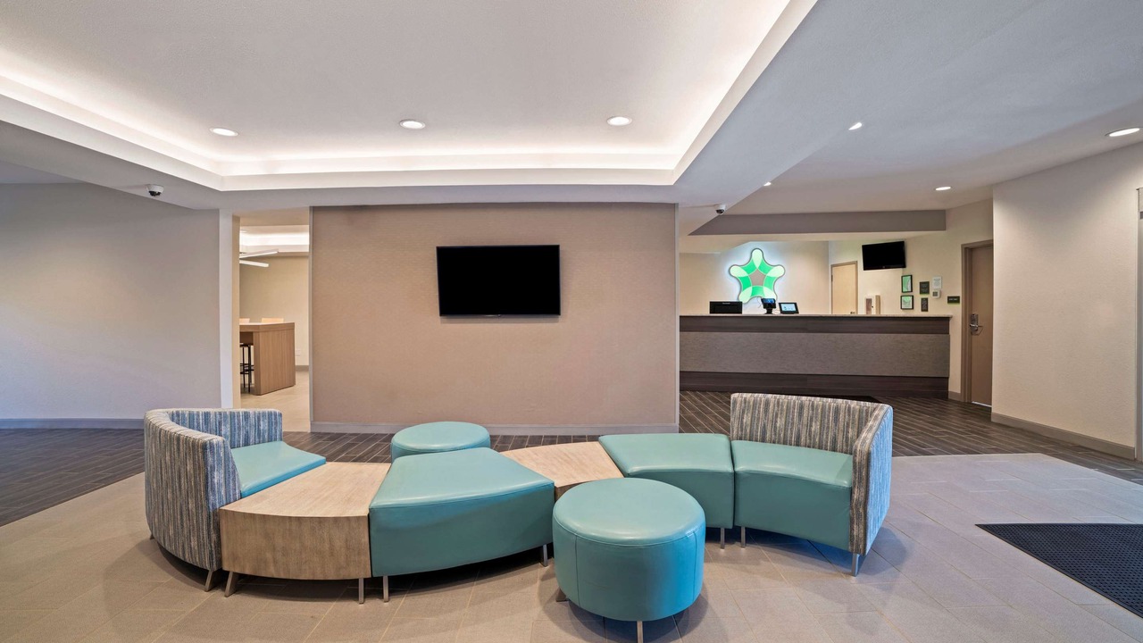 Photo of Livingroom in Greenville - Spartanburg