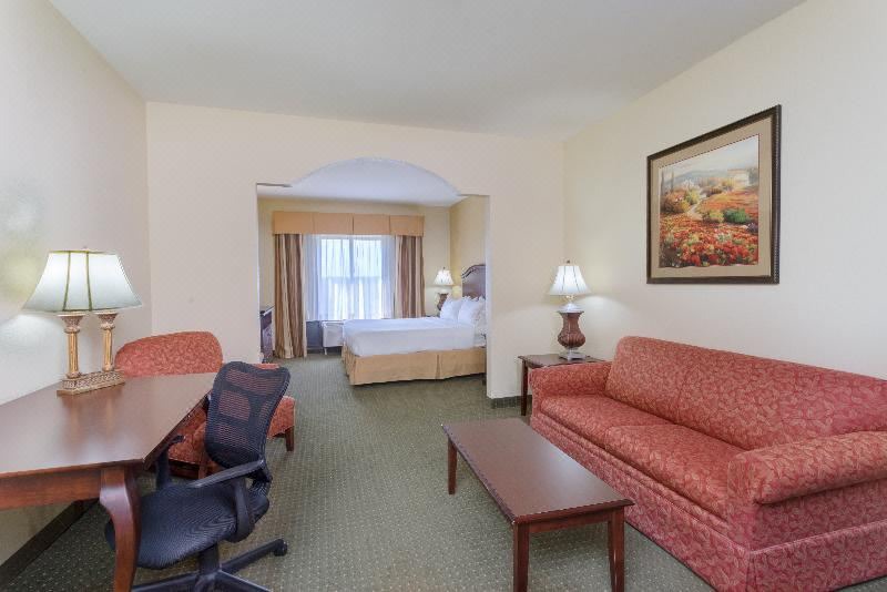 Photo of Livingroom in Lexington