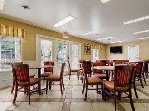 Photo of Livingroom in Gaffney