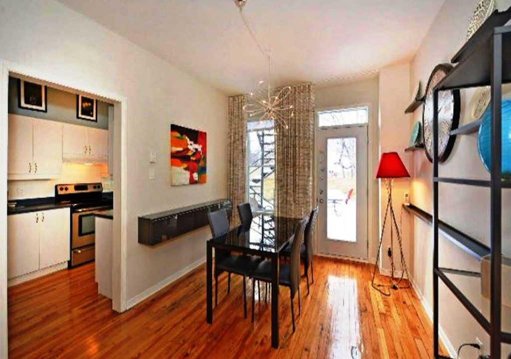 Photo of Livingroom in De Lorimier