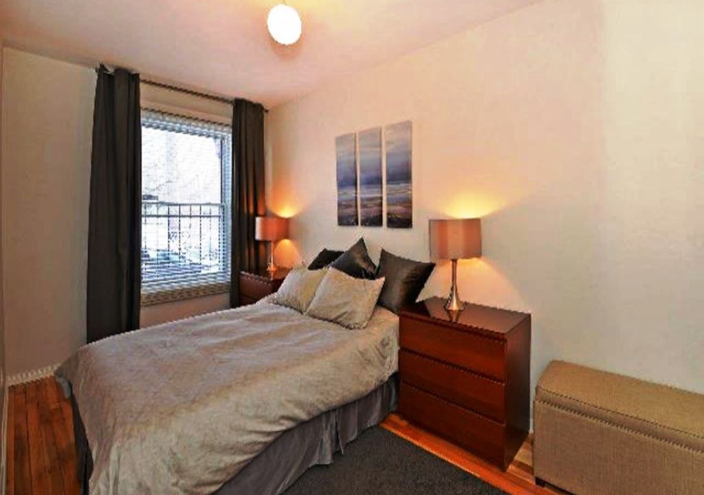 Photo of Bedroom in De Lorimier