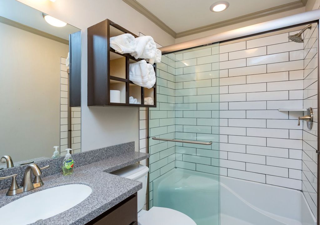 Photo of Bathroom in Edgehill
