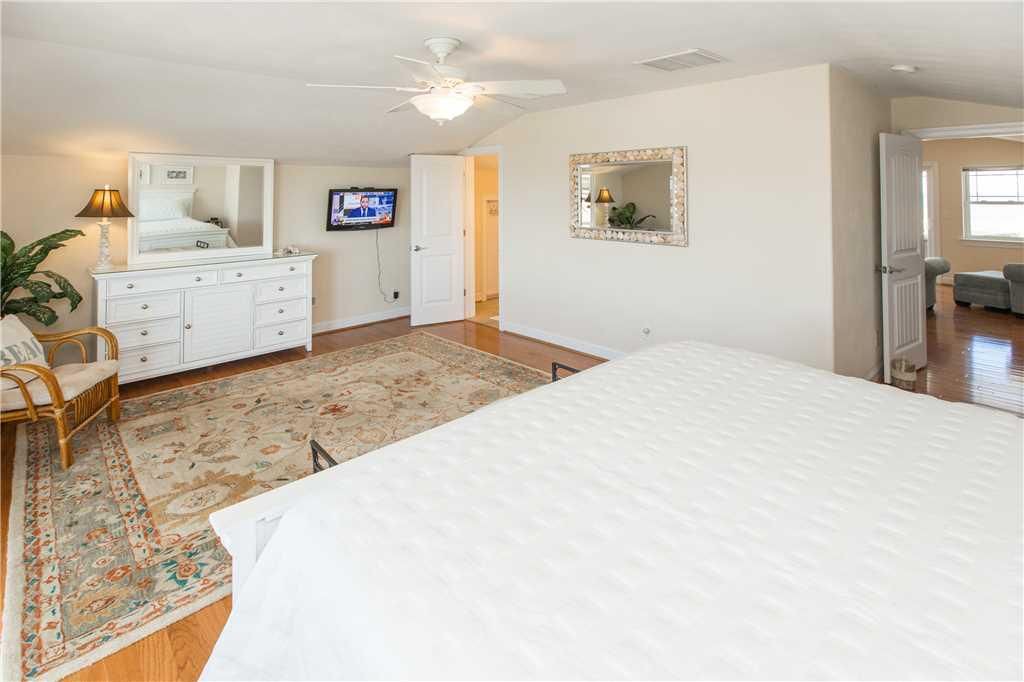 Photo of Bedroom in Sandbridge