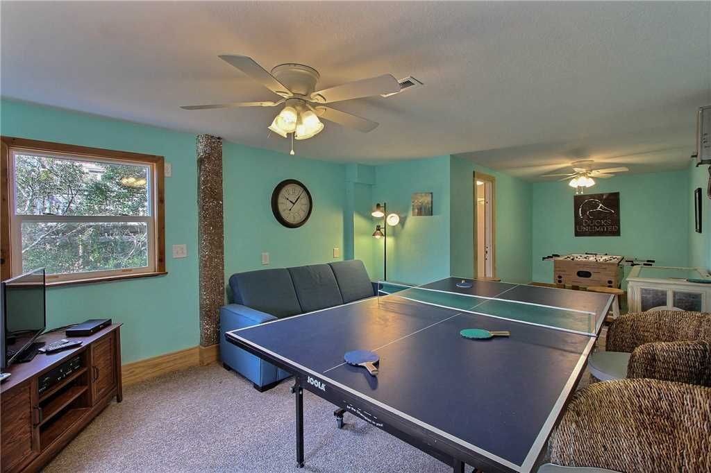 Photo of Livingroom in Brigands' Bay