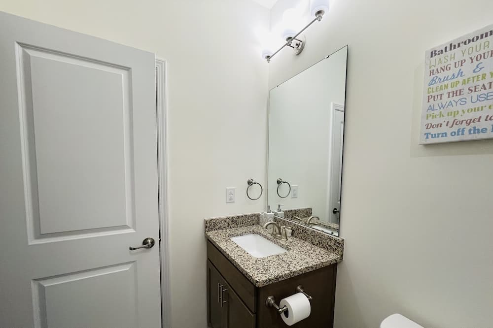 Photo of Bathroom in Oakdale