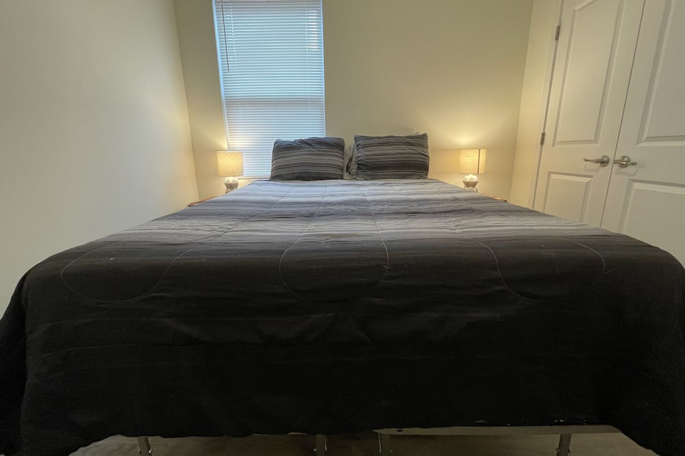 Photo of Bedroom in Oakdale