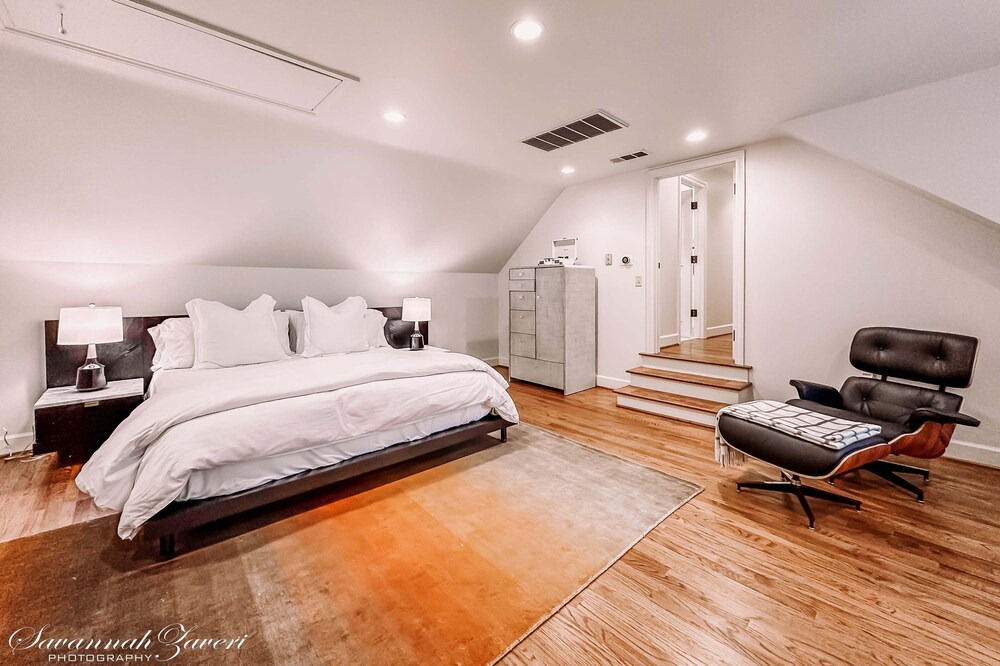 Photo of Bedroom in Martinez