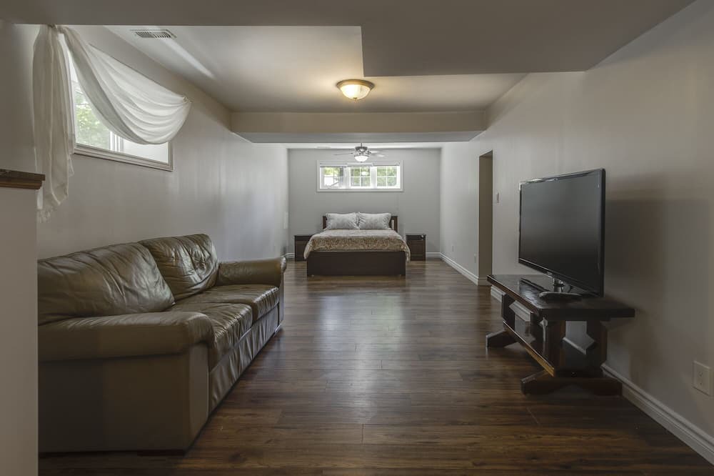 Photo of Bedroom in Tiny