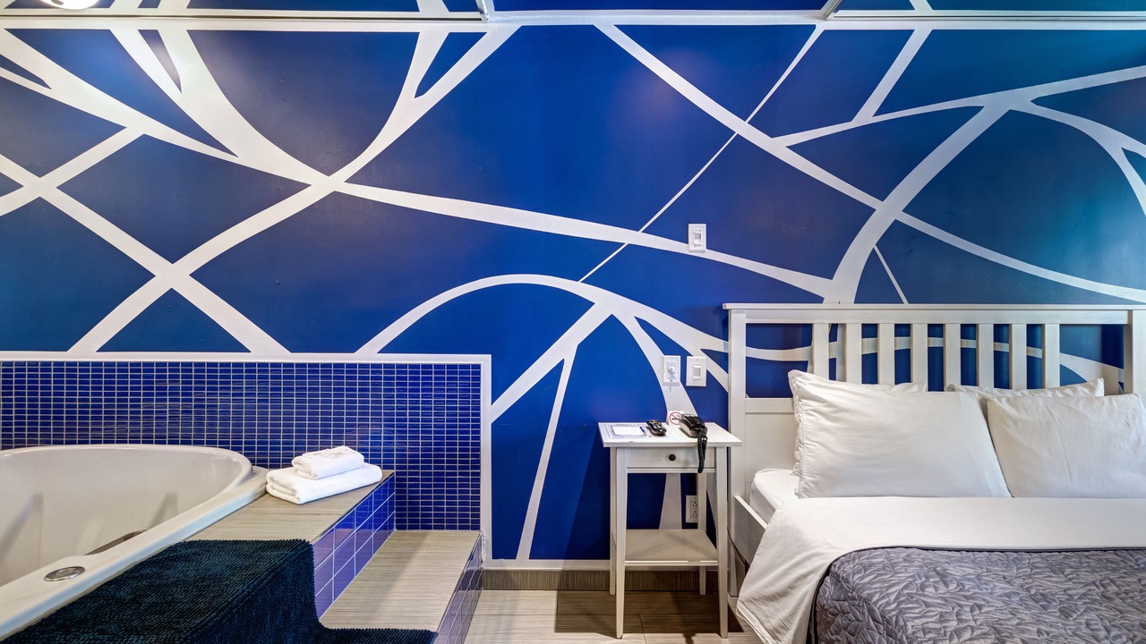 Photo of Bedroom in Cote-Des-Neiges—Notre-Dame-De-Grace