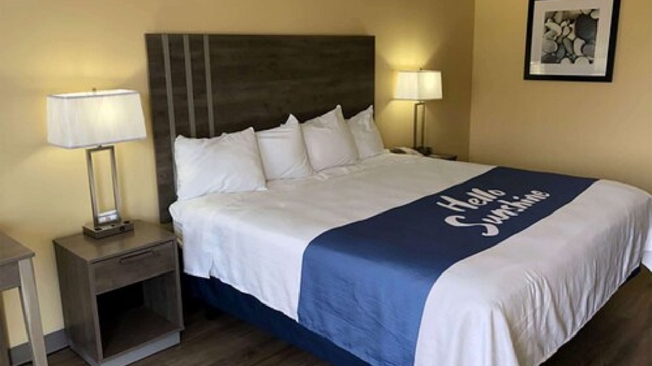 Photo of Bedroom in Peletier