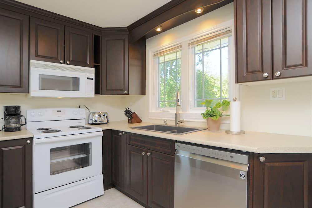 Photo of Kitchen in Carrying Place