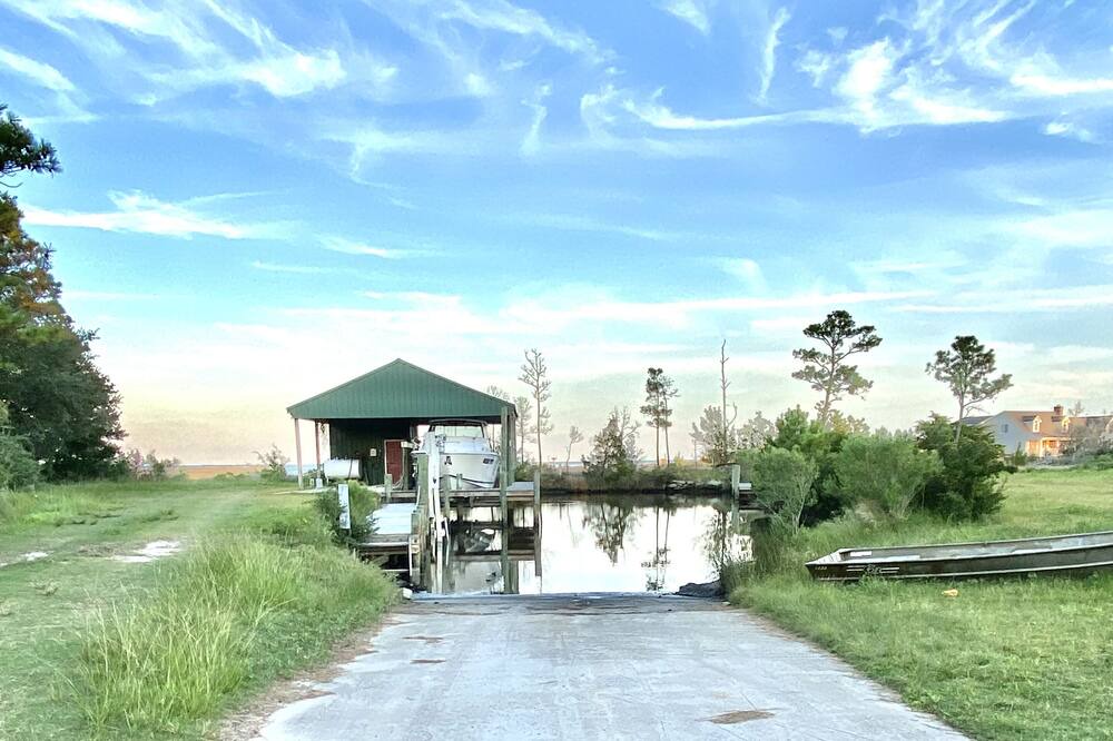 Photo of Outdoor in Stacy