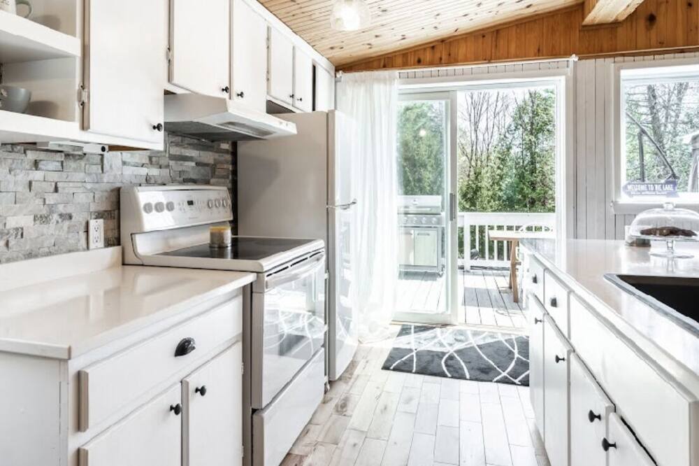 Photo of Kitchen in Lakeview