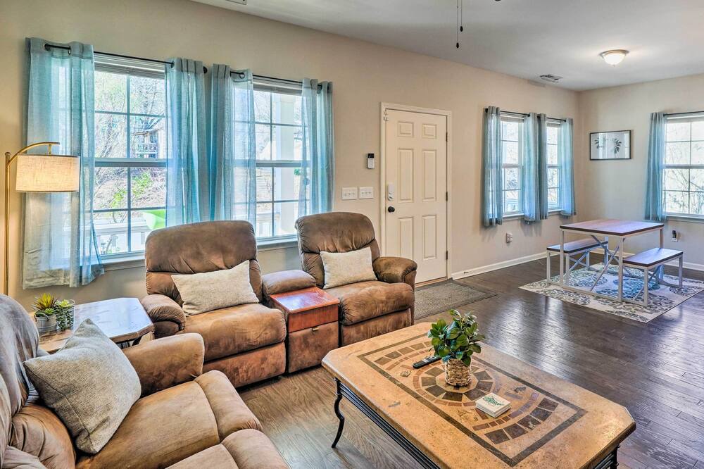 Photo of Livingroom in East Durham