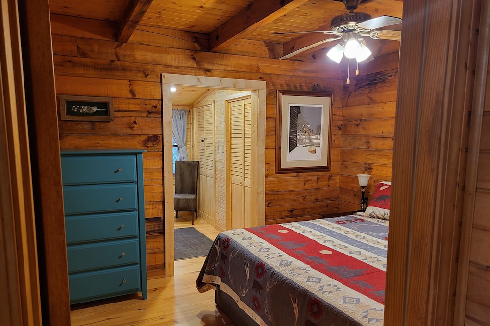 Photo of Bedroom in Tellico Plains