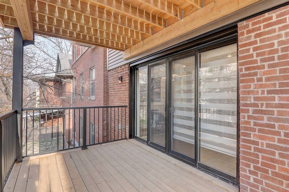 Photo of Outdoor in Midtown Toronto