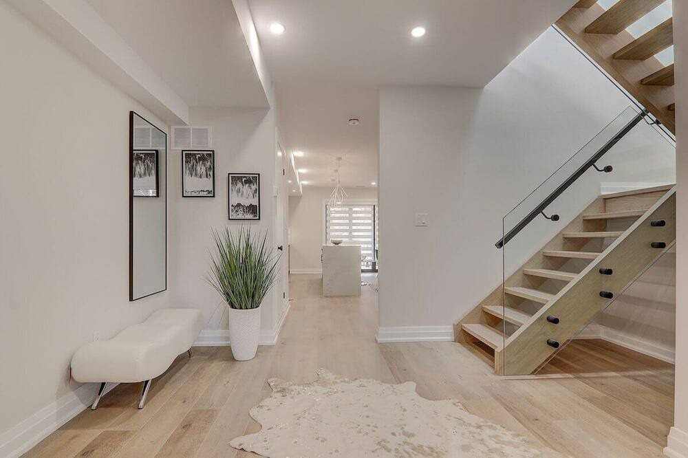 Photo of Others in Midtown Toronto