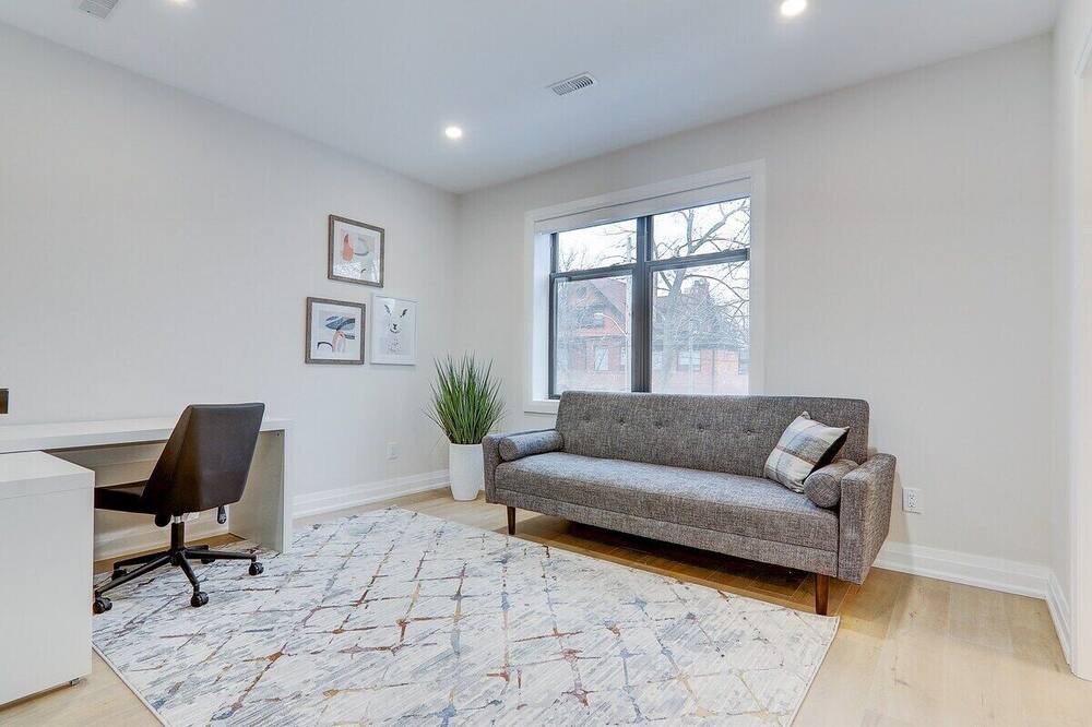 Photo of Livingroom in Midtown Toronto