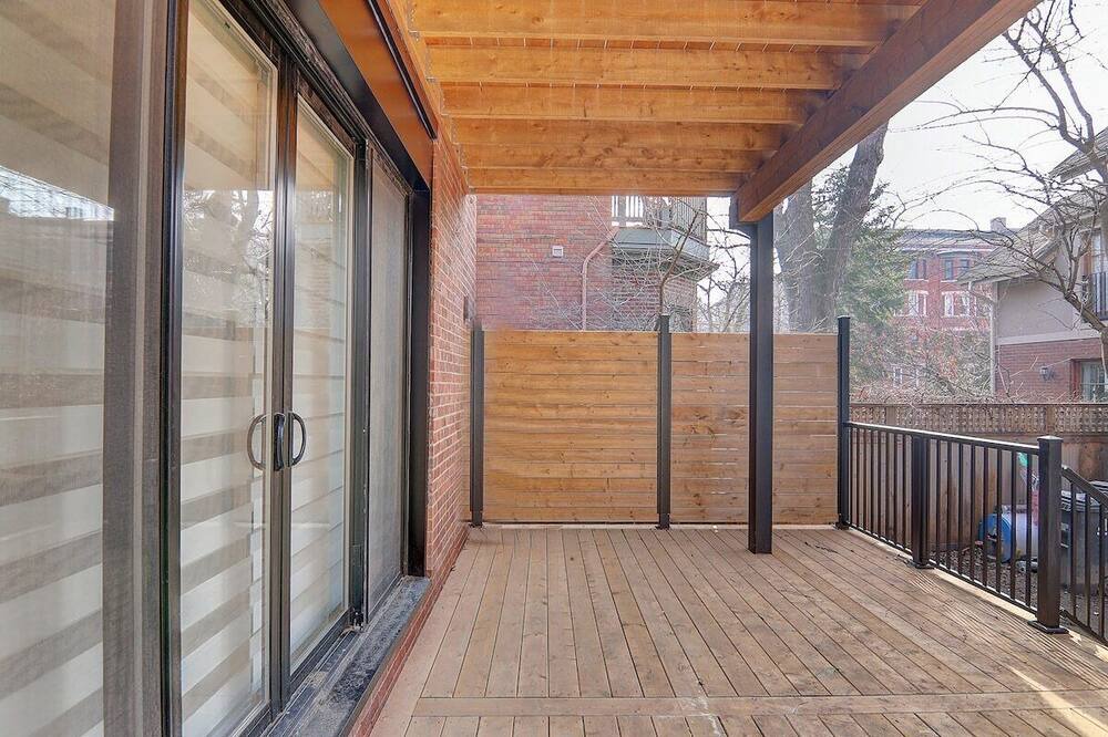 Photo of Outdoor in Midtown Toronto