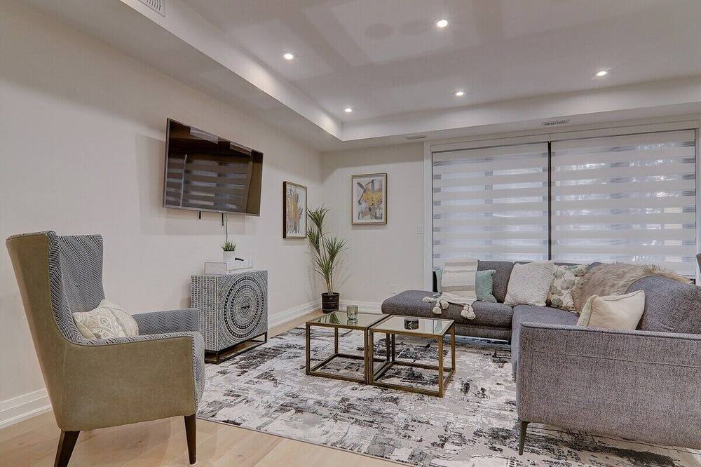 Photo of Livingroom in Midtown Toronto