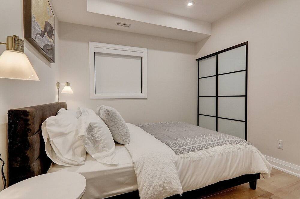 Photo of Bedroom in Midtown Toronto
