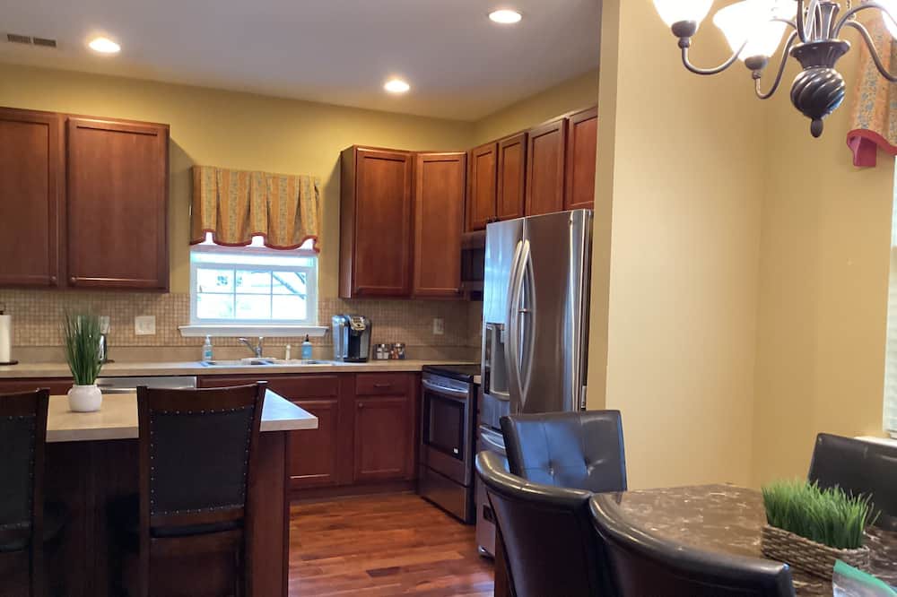 Photo of Kitchen in Lake Carolina