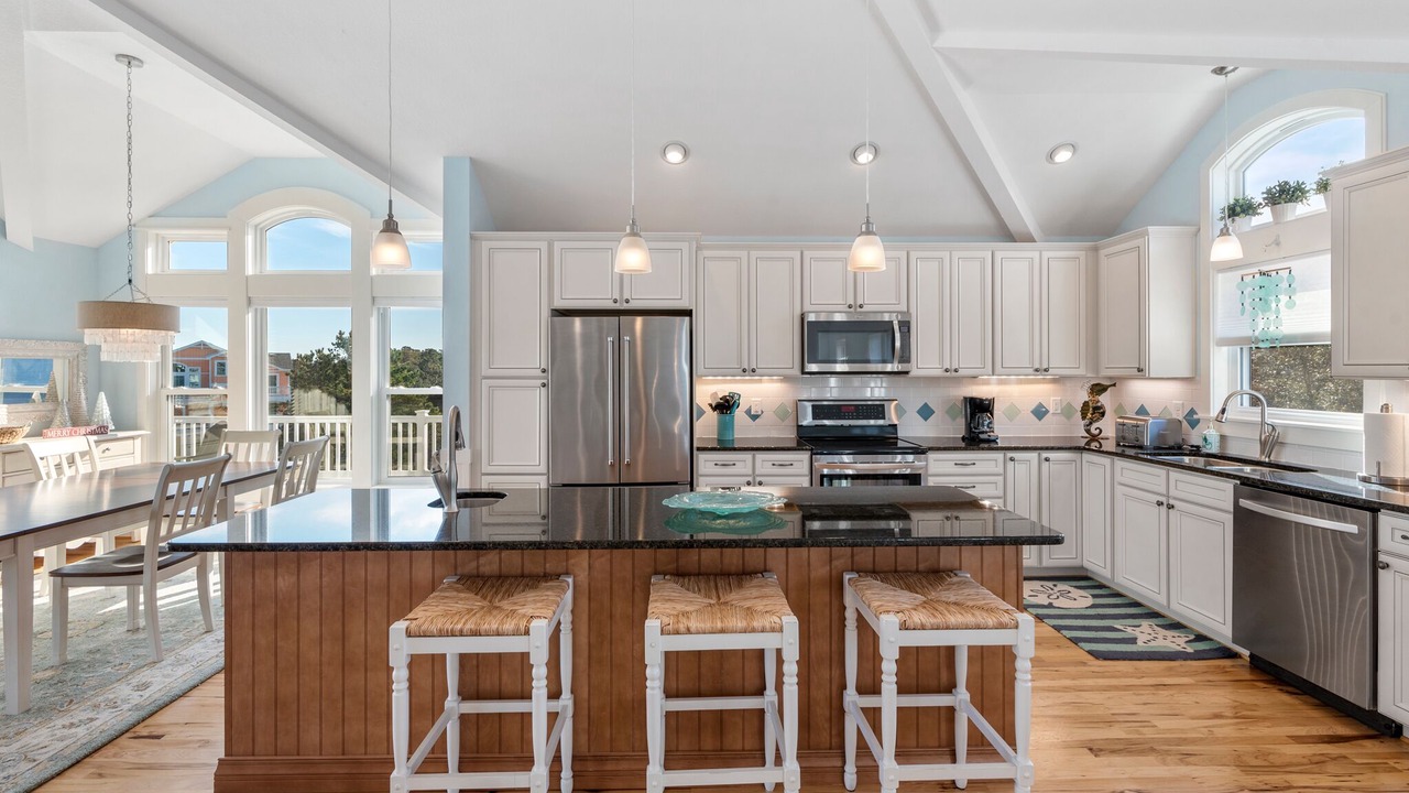 Photo of Kitchen in Monteray Shores