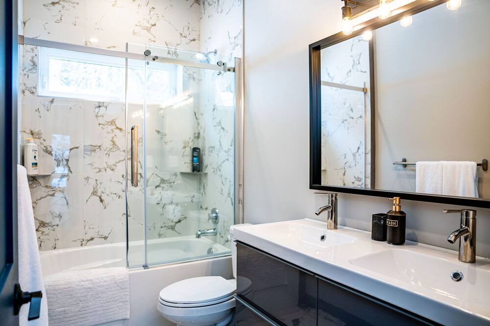 Photo of Bathroom in Revelstoke