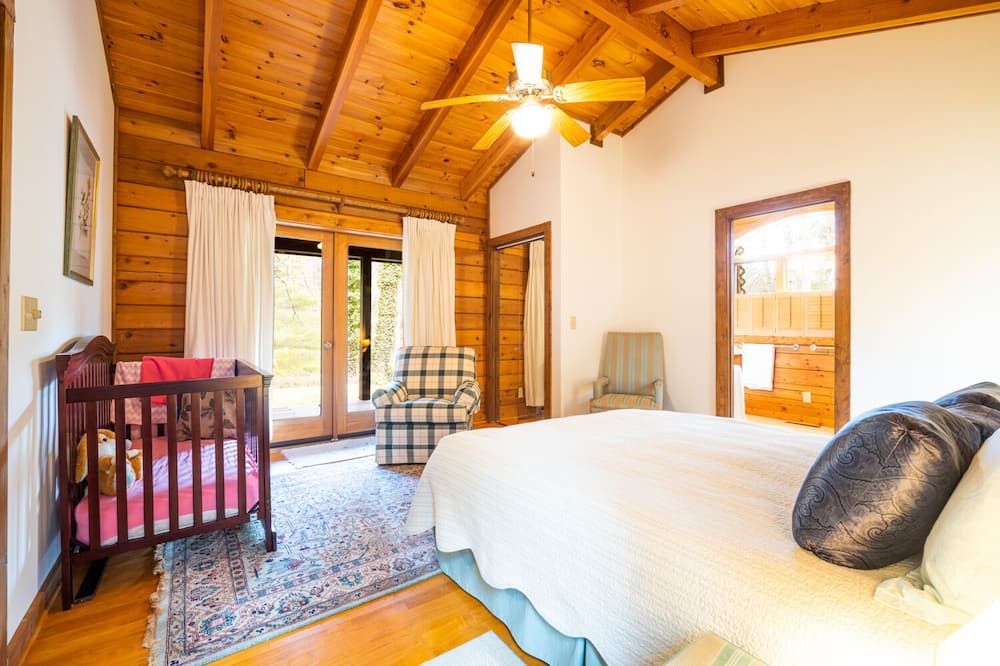 Photo of Bedroom in Millers Creek