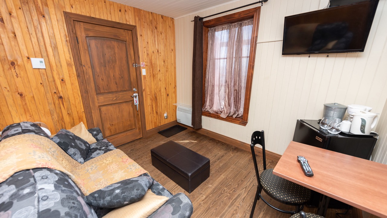 Photo of Bedroom in Petite-Riviere-Saint-Francois