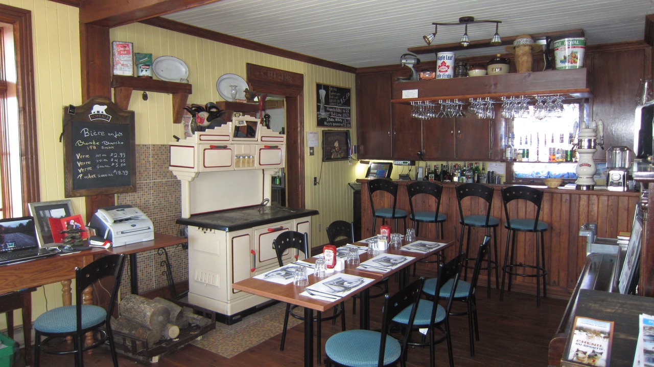 Photo of Others in Petite-Riviere-Saint-Francois