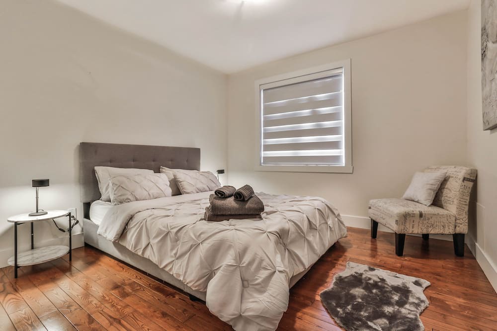 Photo of Bedroom in Montreal-Nord