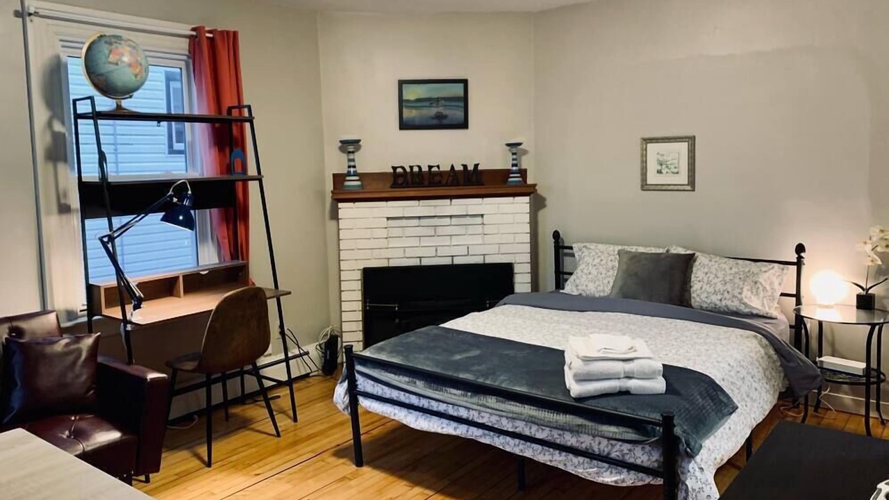 Photo of Bedroom in West End