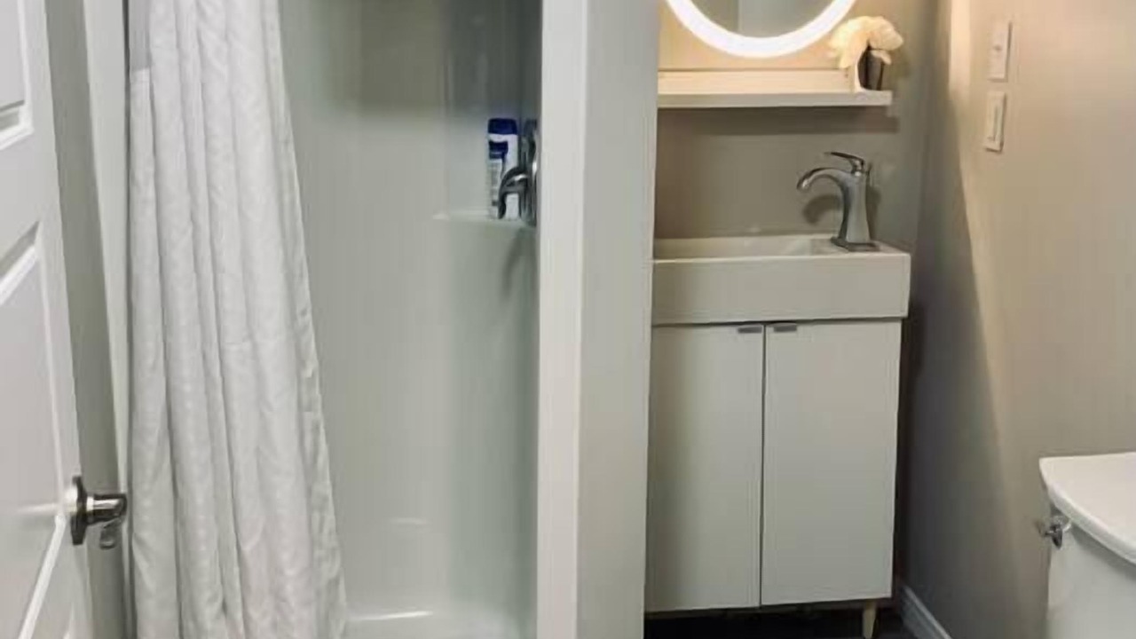 Photo of Bathroom in West End
