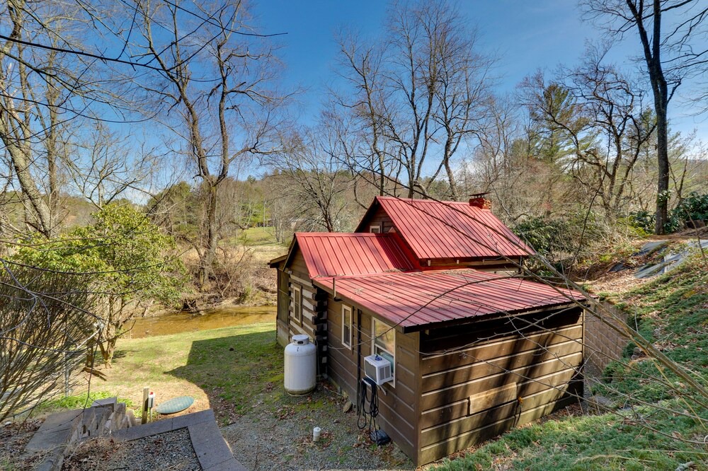 Photo of Outdoor in Glade Valley