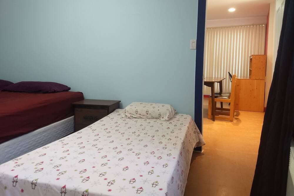 Photo of Bedroom in Laval