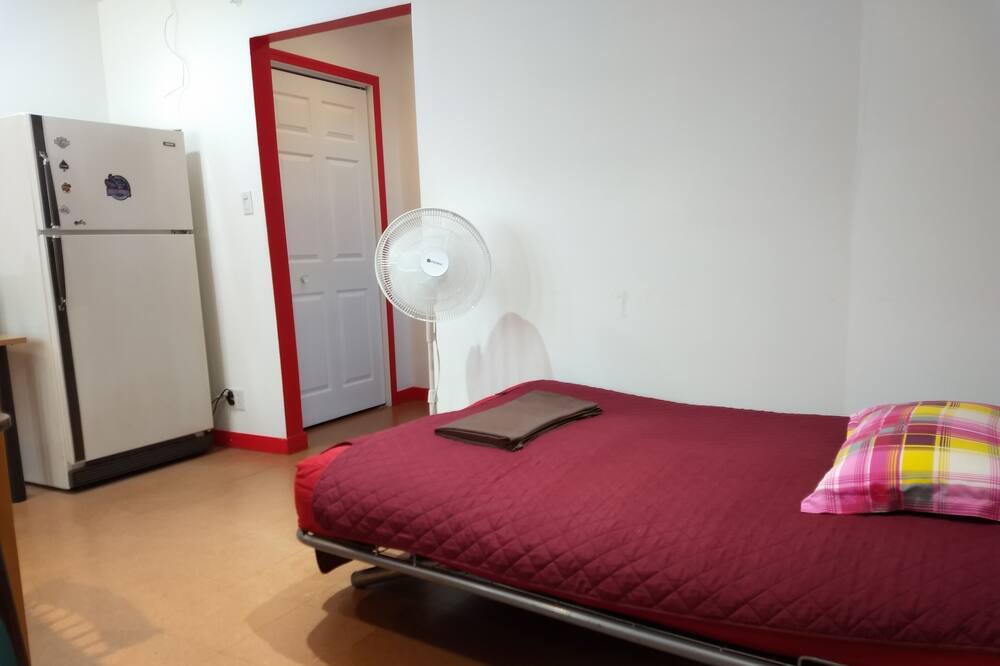 Photo of Bedroom in Laval