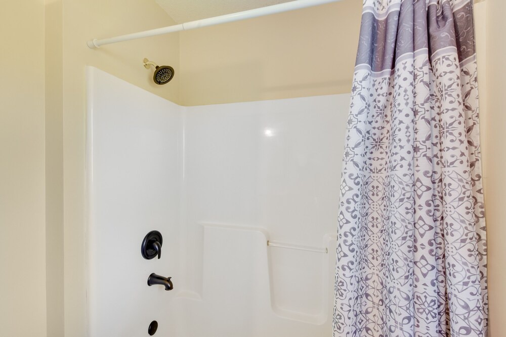 Photo of Bathroom in Seneca