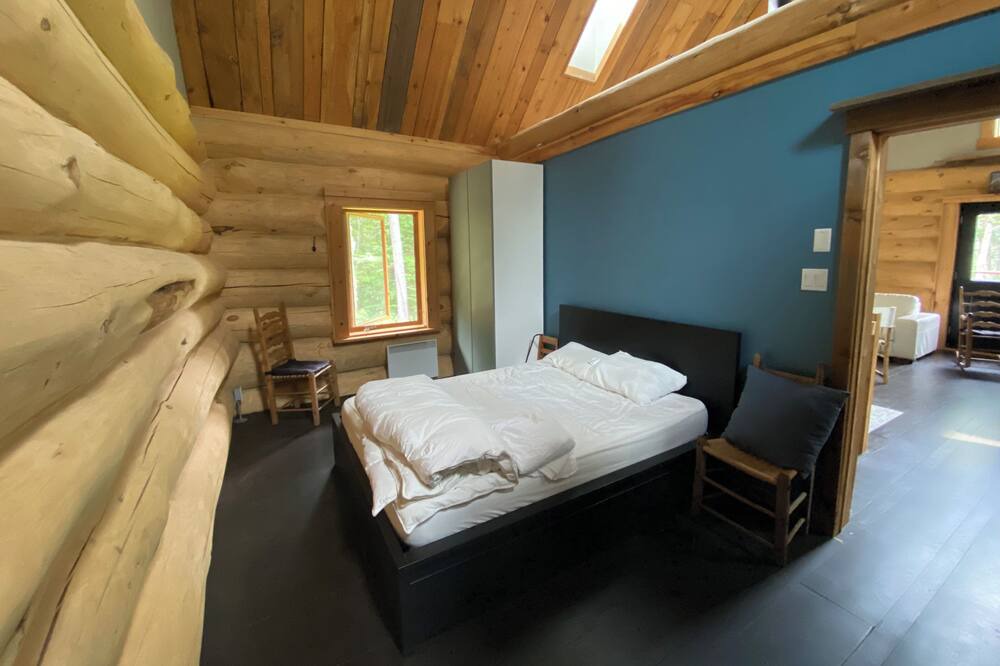 Photo of Bedroom in Morin Heights