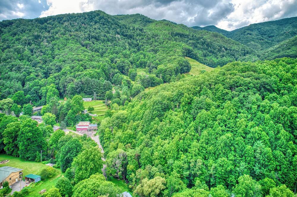 Photo of Outdoor in Maggie Valley