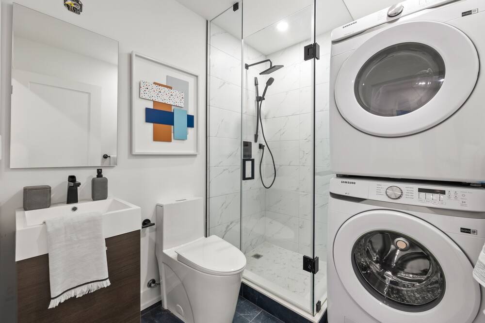 Photo of Bathroom in Forest Hill South