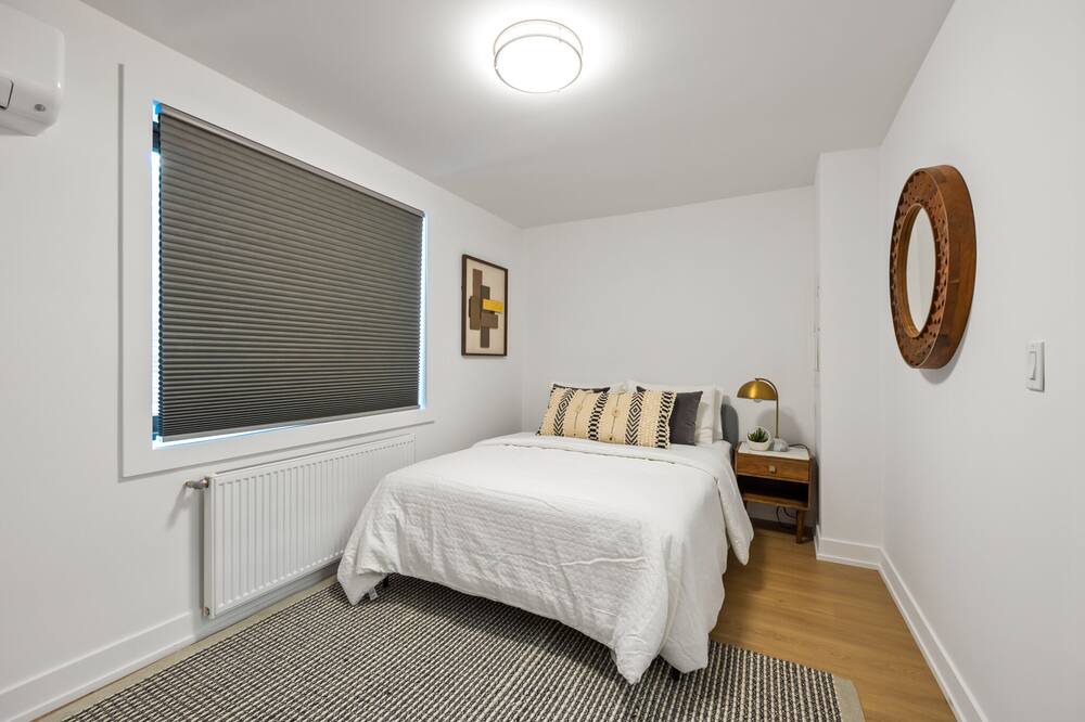 Photo of Bedroom in Forest Hill South
