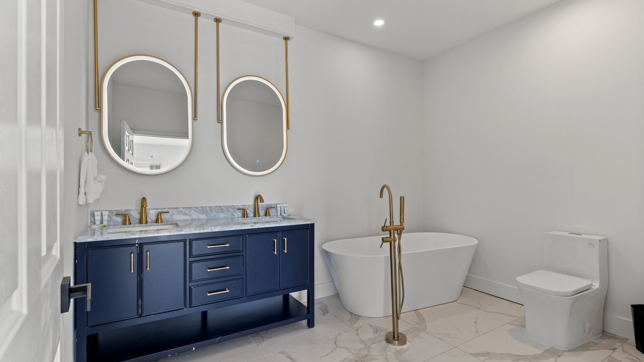 Photo of Bathroom in Windy Hill