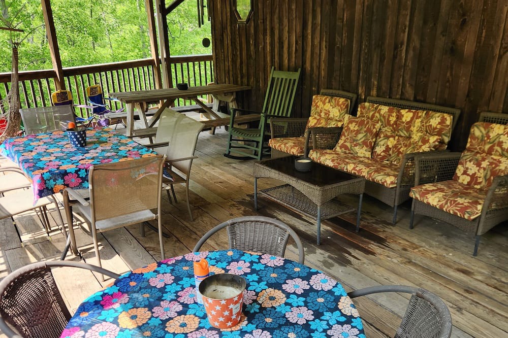Photo of Outdoor in Claypool Hill