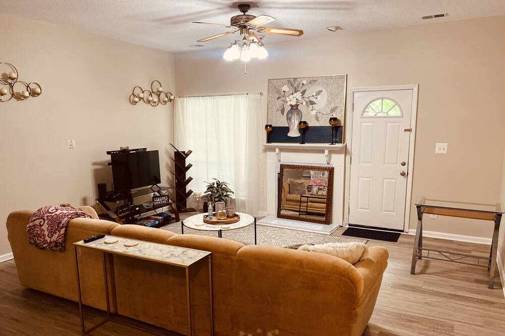Photo of Livingroom in Charlotte