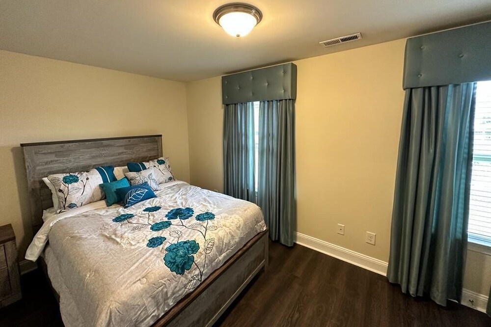 Photo of Bedroom in Rolesville